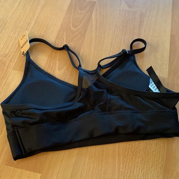 PINK VICTORIA’S SECRET SPORTS BRAS - Picture 5 of 11